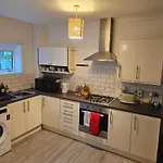 Spacious 4Br Family-Friendly Home In Redfield